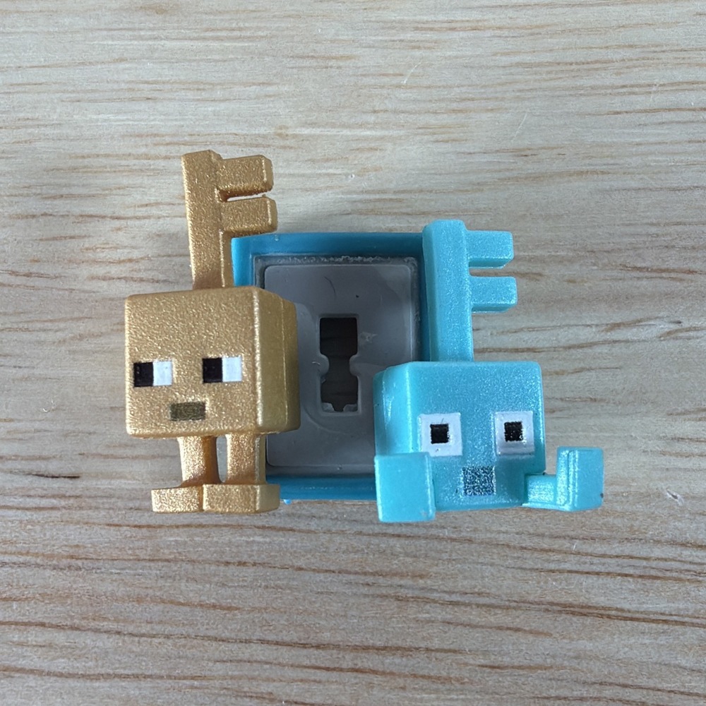 Minecraft Dungeon Series #20 1" Key Golem Mini Figure Mojang